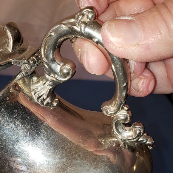 ROCHESTER STAMPING CO. ARGENTINE #2323 SILVERPLATE CREAMER HINGED LID PITCHER 5" - Picture 8 of 8